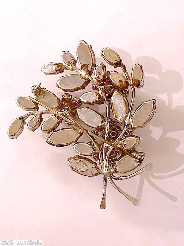 Schreiner 3 trembling flower bunch pin opaque pink chaton brown navette jewelry