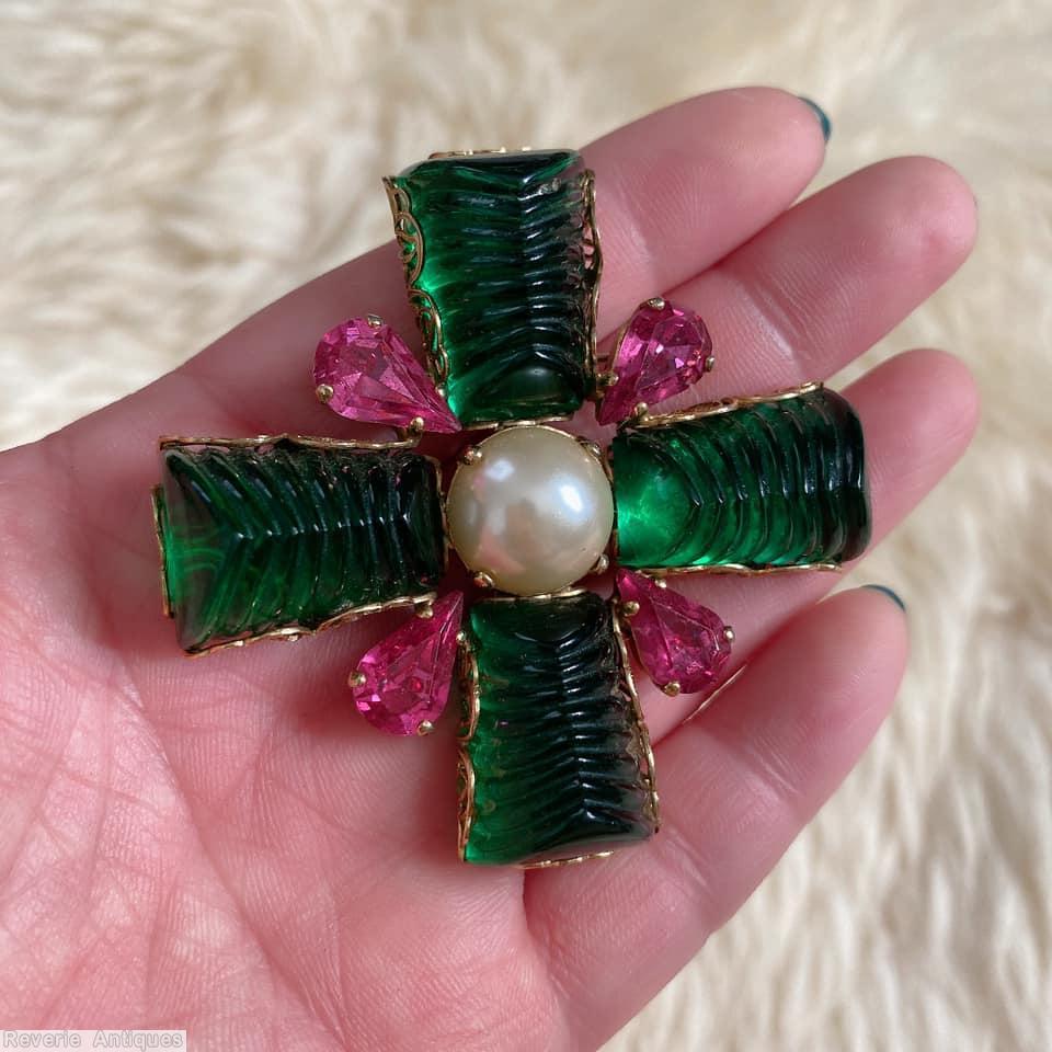 Schreiner 4 large trapezoid shaped molded stone cross pin 4 teardrop large round cab center filigree metal back cover emerald large molded stone pink faceted teardrop faux pearl center goldtone jewelry
