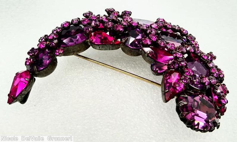 Schreiner comma shaped pin 2 large teardrop 2 large oval stone 2 large round stone purple ruby teardrop lavender jewelry