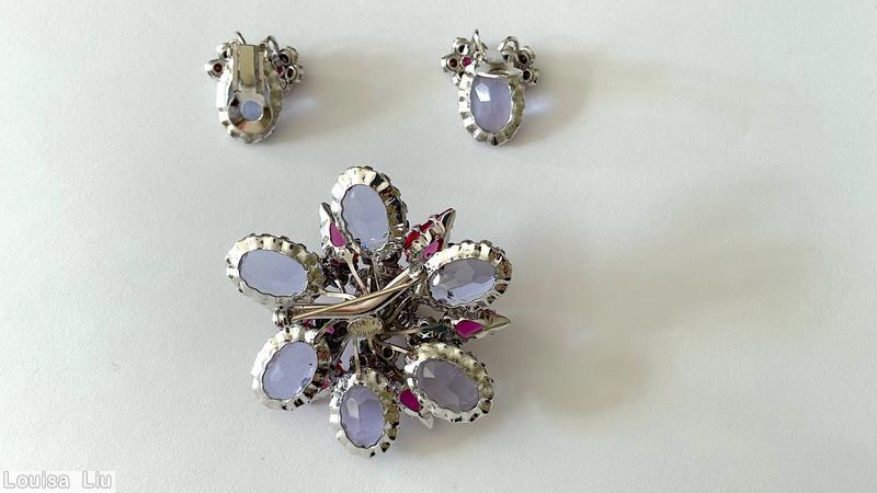 Schreiner double 6 radial pin 6 large oval cab 6 teardrop large clustered ball fuschia large faceted teardrop ice pink small chaton ice purple large faceted oval stone silvertone jewelry