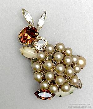 Schreiner Bunny jewelry