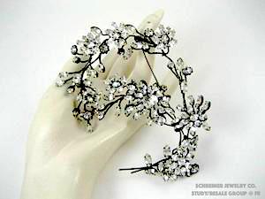 Schreiner 8 Flower Long Branch jewelry