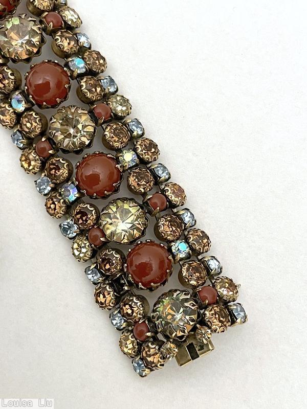 Schreiner 5 rows 14 chaton center row clear champagne carnelian crystal small chaton goldtone jewelry