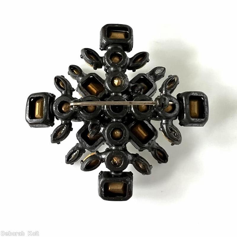 Schreiner 2 level radial cross pin top level chaton center 4 emerald cut 4 navette surrounding bottom 4 emerald cut 12 navette crystal gun metal jewelry