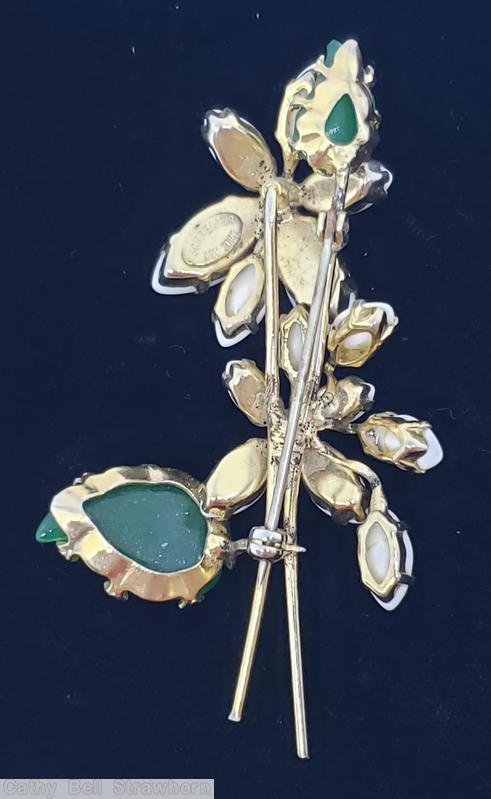 Schreiner 2 trembler flower 2 carved leaf pin milk white navette green carved leaf goldtone jewelry