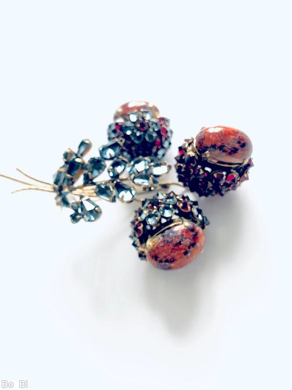 Schreiner 3 acorn egg bunch pin large oval cab side clustered ball marbled coral large oval cab smoke teardrop ice blue ruby goldtone jewelry