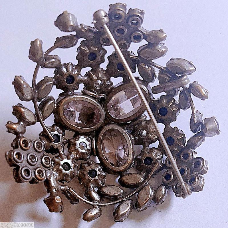 Schreiner 3 floral branch domed radial triangle pin 3 clustered flower 3 large oval stone matte blue chaton pale lavender faceted oval stone ice blue small chaton silvertone jewelry