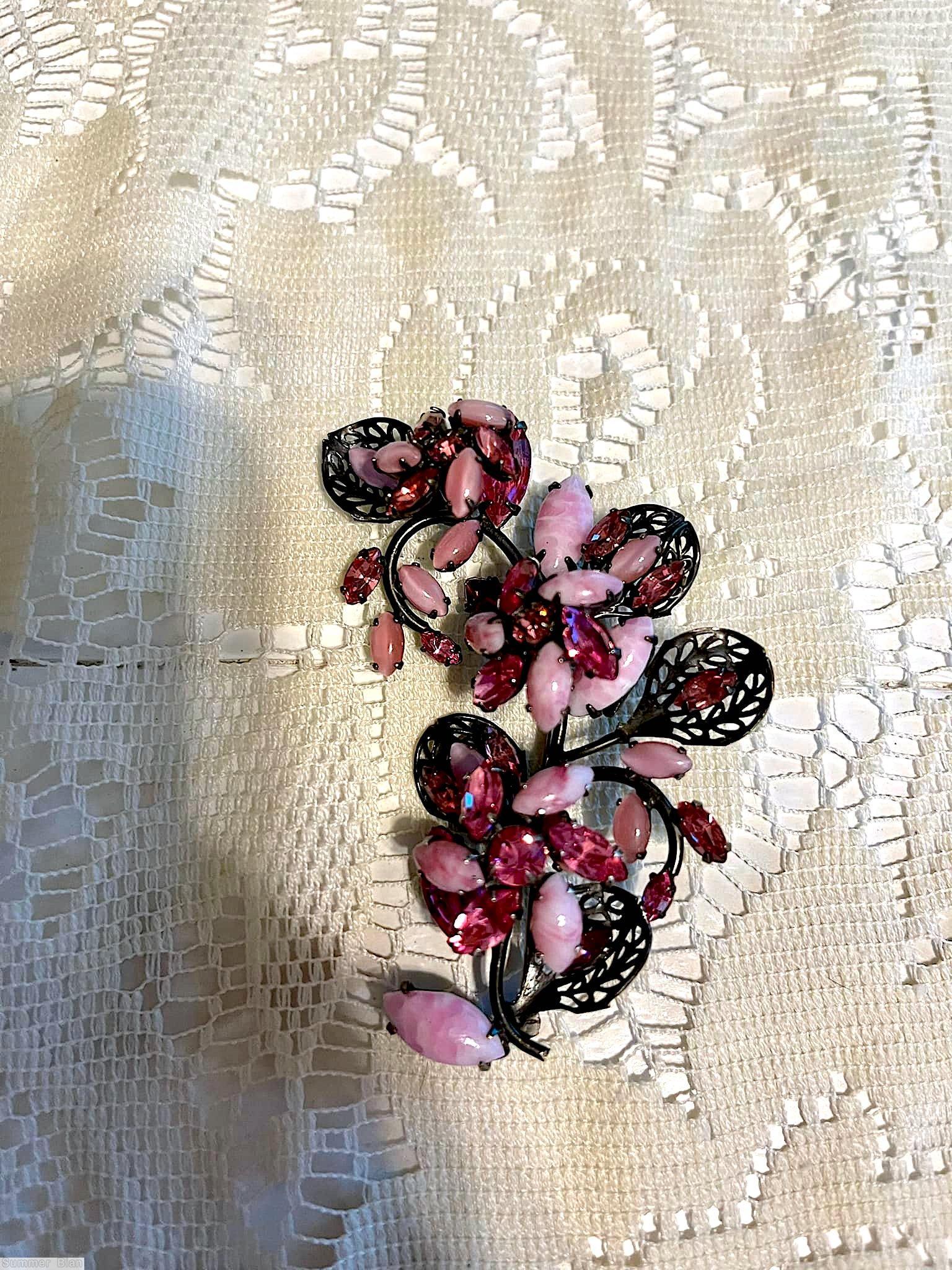 Schreiner 3 trembler 4 filigree leaf single stem pin pink navette moonglow pink small navette white marbled opaque pink navette gunmetal back jewelry