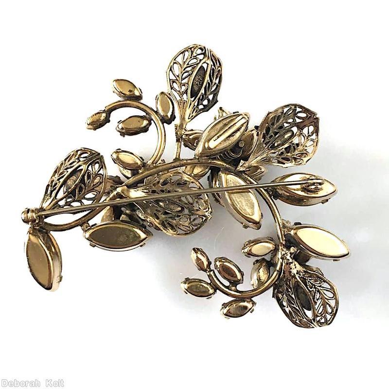 Schreiner 3 trembler 4 filigree leaf single stem pin topaz navette gold metalic faux pearl smoky navette peach navette goldtone jewelry