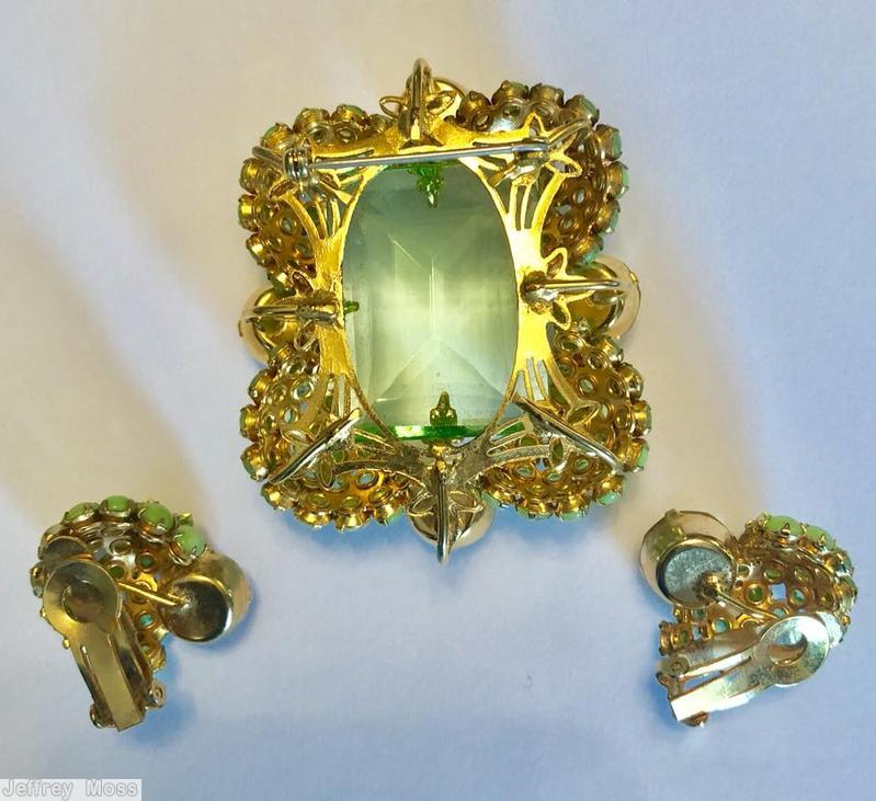 Schreiner 4 half clustered ball corner rectangle pin large faceted open back center stone 4 large chaton moonglow green green clear champagne clear apple green center jewelry