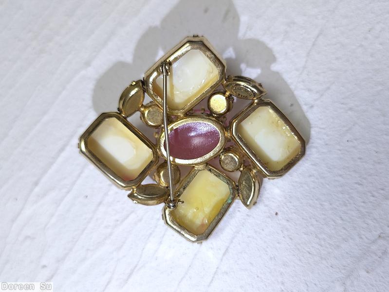 Schreiner 4 large emerald cut corner swirled diamond shaped pin oval center pink marbled milk white marbled pink center clear champagne inverted peach navette jewelry