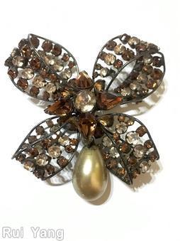 Schreiner 4 wired wide ribbon top down 1 dangle pin clustered center pearl amber crystal jewelry