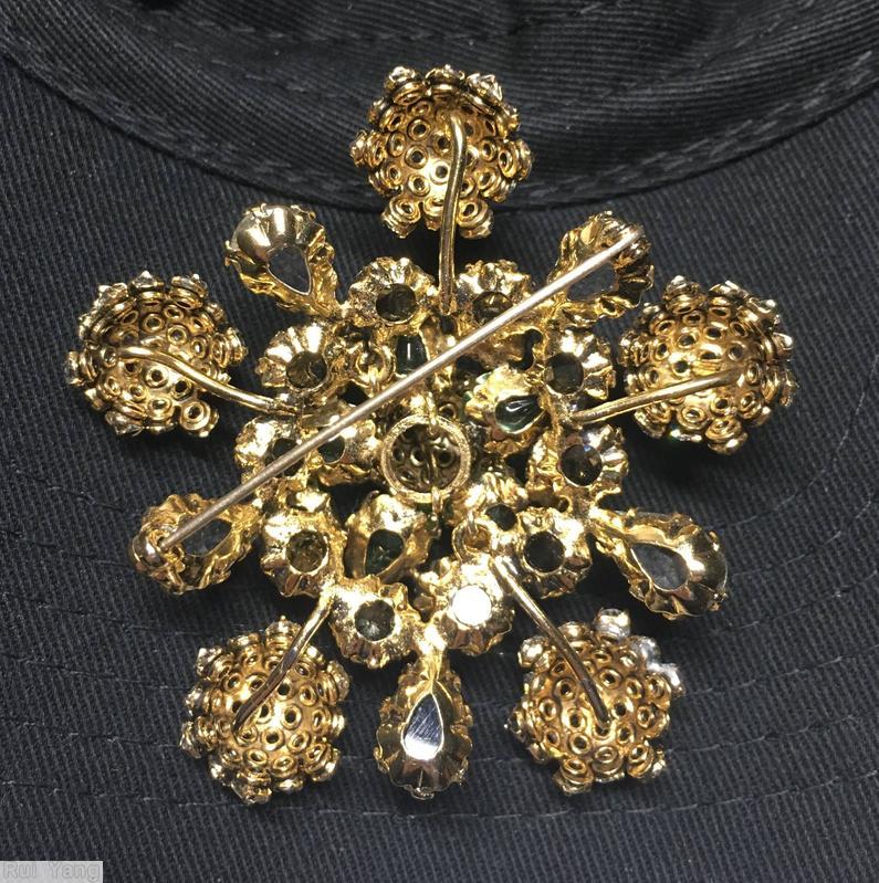 Schreiner 5 pointy star shaped domed radial 2 level pin 6 clustered ball clustered ball center 10 teardrop crystal celery faceted teardrop blue inverted goldtone jewelry