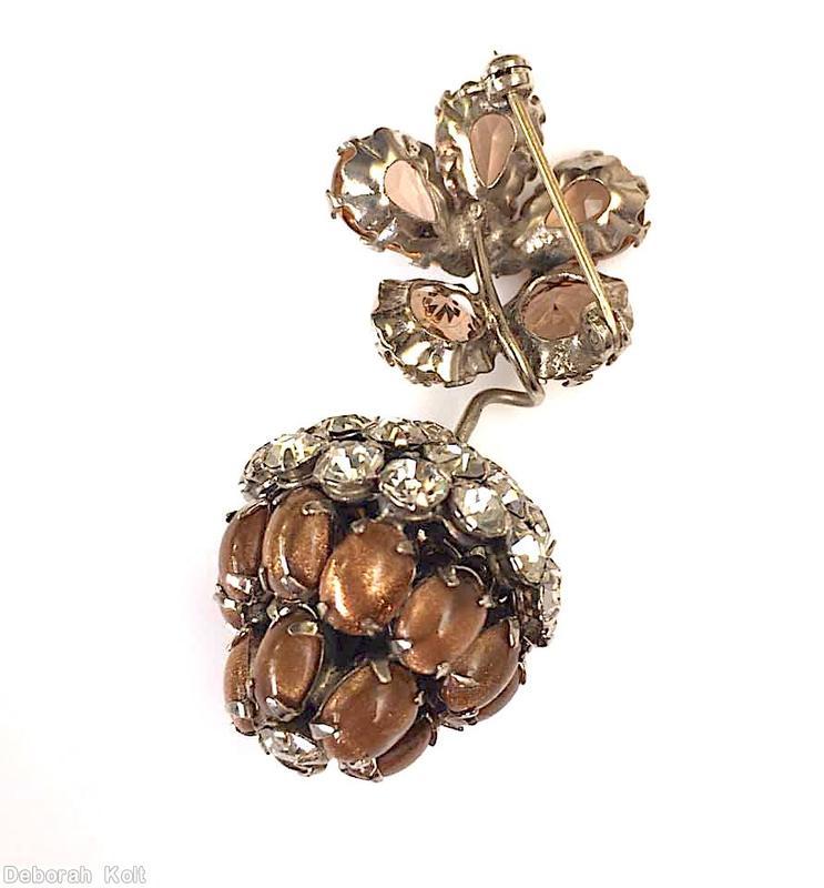 Schreiner 5 small leaf clustered berry pin 4 rounds clustered ball inverted stone 5 leaf on branch peach teardrop crystal gold fluss brown silvertone jewelry