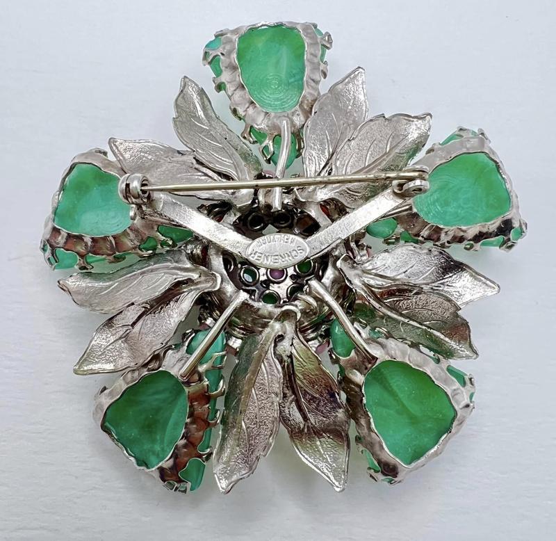Schreiner 5 triangle petal 10 metal leaf radial pin clustered center carved triangle peking glass silver metallic leaf small chaton of peking glass crystal pink small jewelry