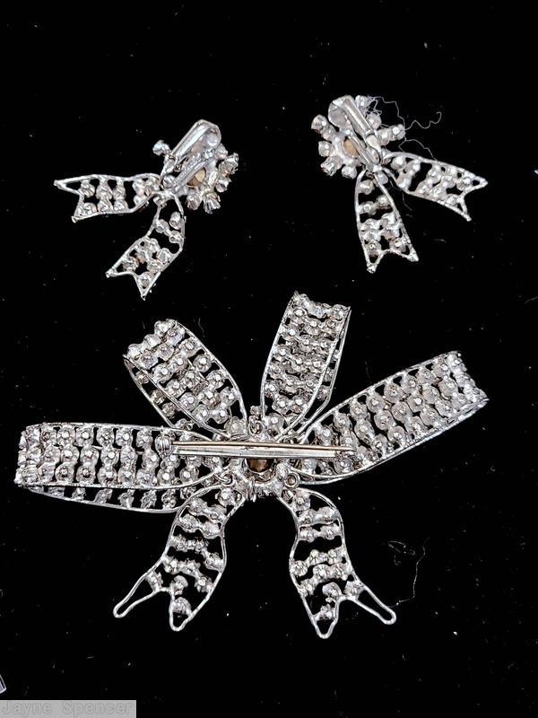 Schreiner 6 varied length wired seeds ribbon 1 dangle pin crystal silvertone jewelry