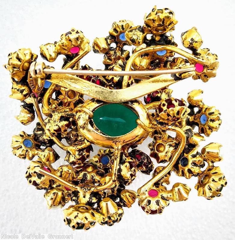 Schreiner 7 branch swirled pin large oval center small round chaton ruby emerald faux pearl crystal sapphire goldtone jewelry