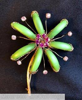 Schreiner 7 elongated banana shaped stone radial flower pin 7 wired single stone branch green fuchsia goldtone jewelry