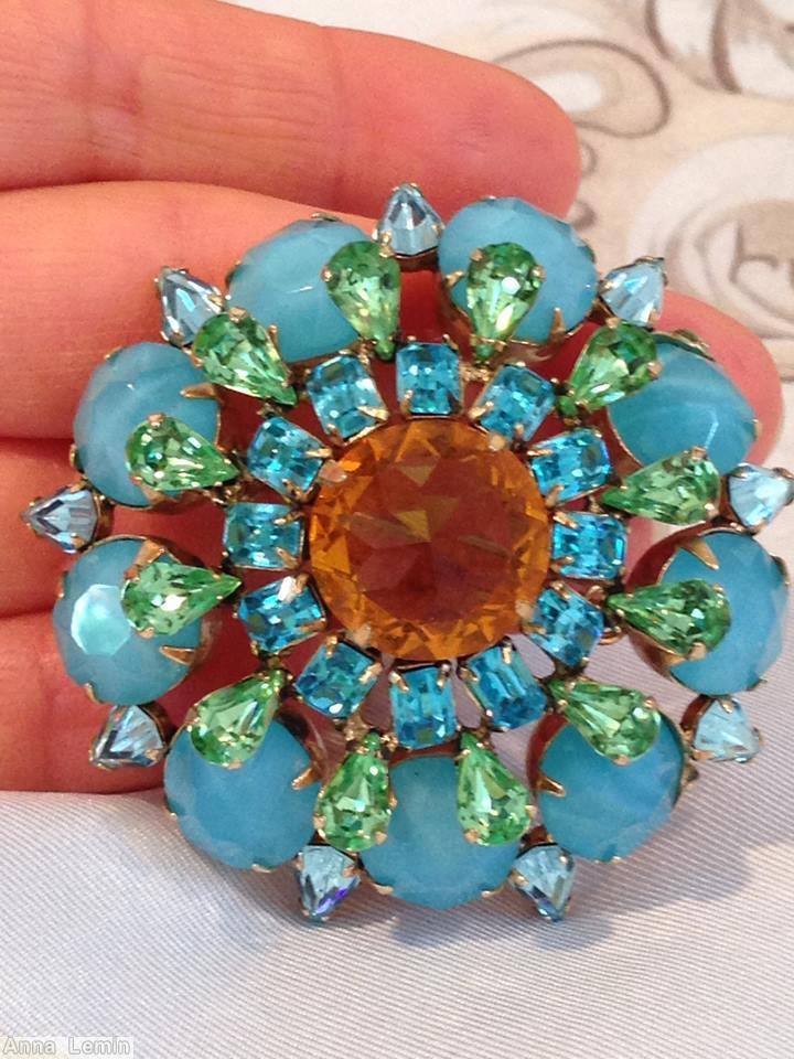 Schreiner 9 round cab side round domed pin large chaton center 4 rounds aqua amber green jewelry