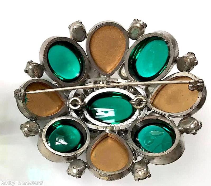 Schreiner bezel setting domed oval radial pin 4 large oval cab 4 large teardrop 8 small teardrop large oval center emerald large oval cab clear champagne small teardrop crystal small chaton silvertone jewelry