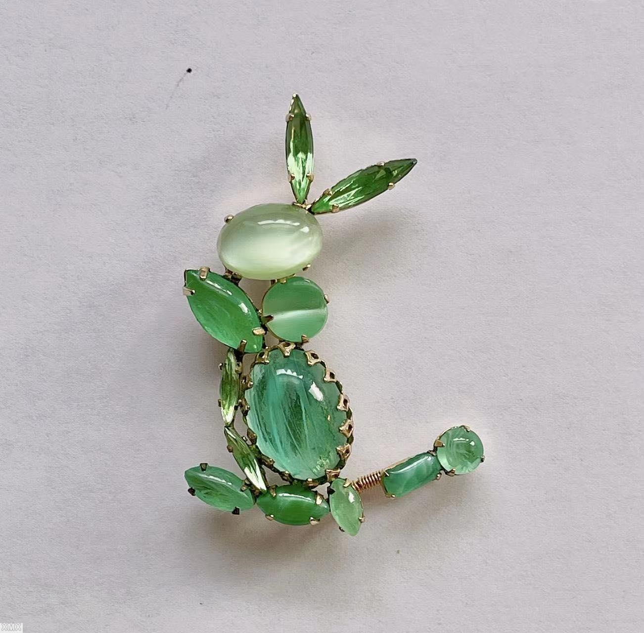 Schreiner bunny 1 large oval cab body 2 navette ear trembler tail apple green jelly bean marbled clear apple green large oval cab moonglow pale green oval cab goldtone jewelry