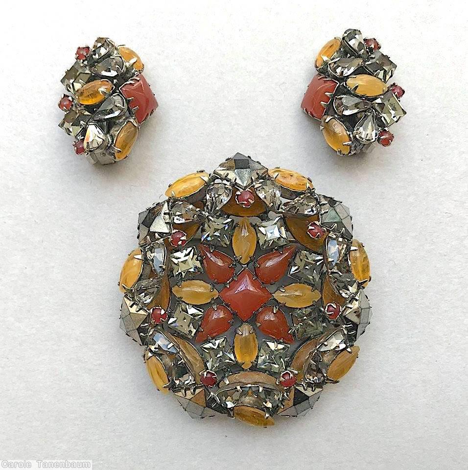 Schreiner concave flat bottom pin 7 square stone side radial bottom carnelian amber metalic silver jewelry