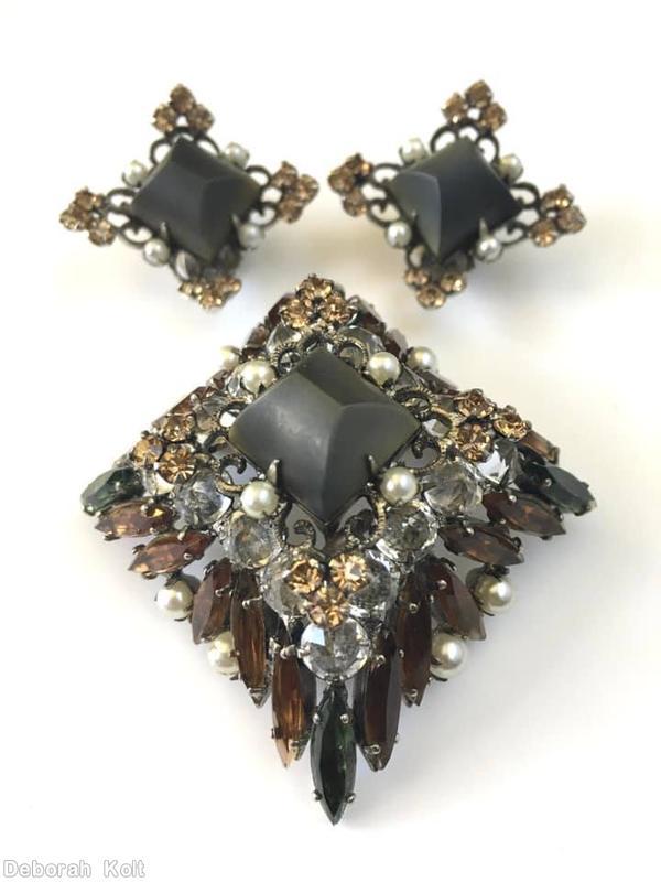 Schreiner diamond shaped radial pin large matte 4 sided center stone 4 surrounding pearl scrollwork jet matte large 4 sided center topaz navette smoky corner navette crystal jewelry