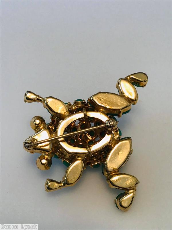 Schreiner frog peking glass faux pearl amber teardrop green goldtone jewelry
