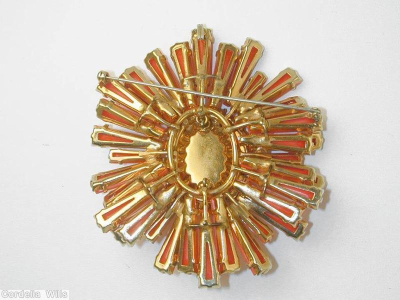 Schreiner giant ruffle keystone large oval center coral goldtone jewelry
