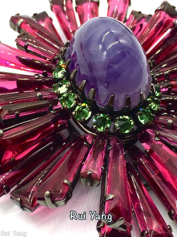 Schreiner giant ruffle keystone large oval center raspberry keystone apple green small inverted stone large oval marbled purple cab gunmetal jewelry