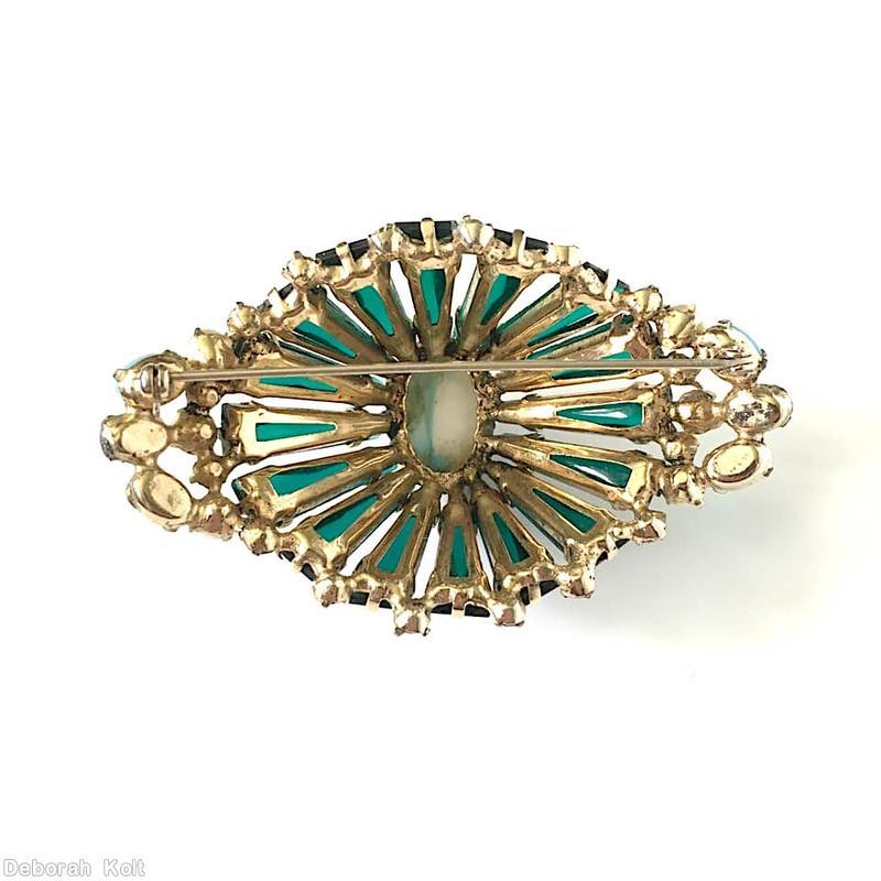 Schreiner high domed radial eye shaped ruffle pin keystone large oval center turquoise large oval cab center emerald keystone opaque baby blue small oval cab faux pearl ice blue small oval stone small crystal chaton jewelry