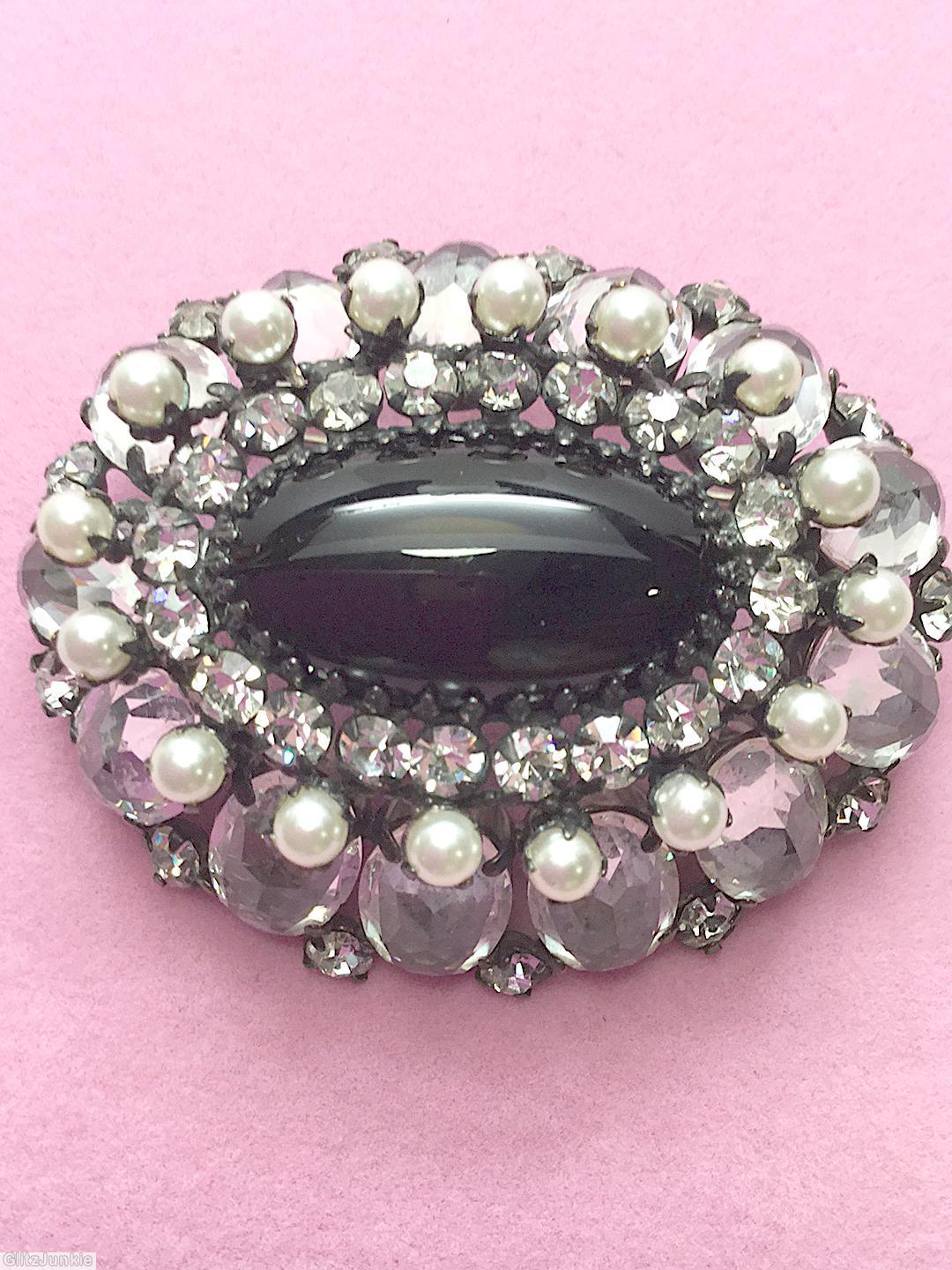 Schreiner oval domed 13 side oval stone pin large oval center 20 surrounding small stone 16 pearls crystal oval faceted stone jet large oval cab center faux pearl silvertone jewelry