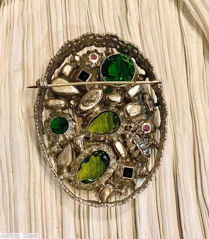 Schreiner oval shadow box pin 3 large stone pink peridot green jet silvertone jewelry