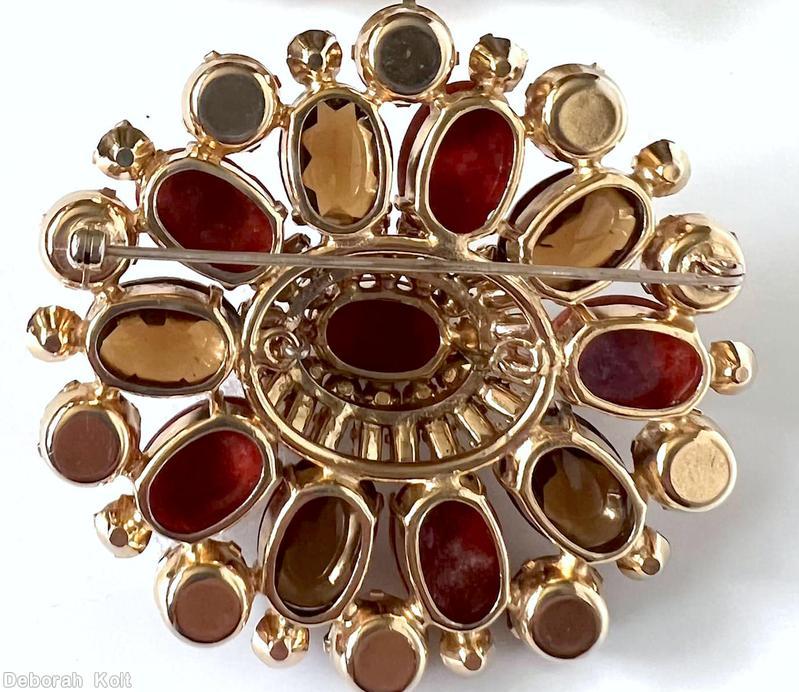Schreiner radial domed oval pin 10 oval cab hook eye oval center 5 rounds 10 chaton carnelian jet amber brown jewelry