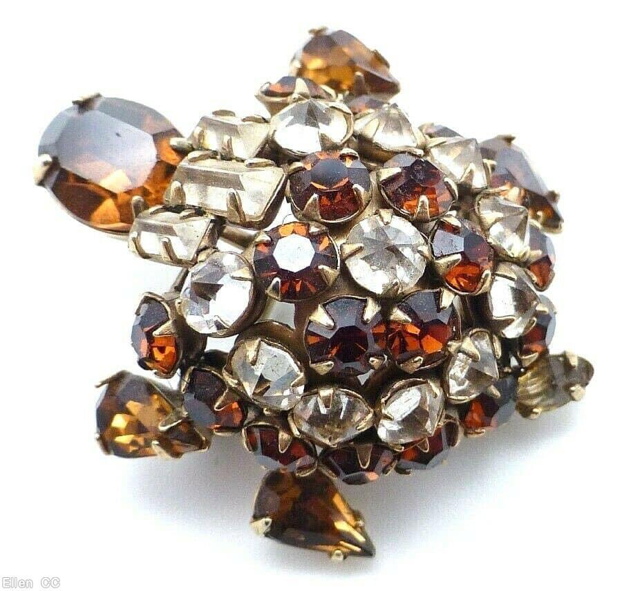 Schreiner small turtle domed clustered body 4 teardrop feet crystal inverted chaton topaz chaton smoky small oval stone large oval faceted topaz head stone goldtone jewelry