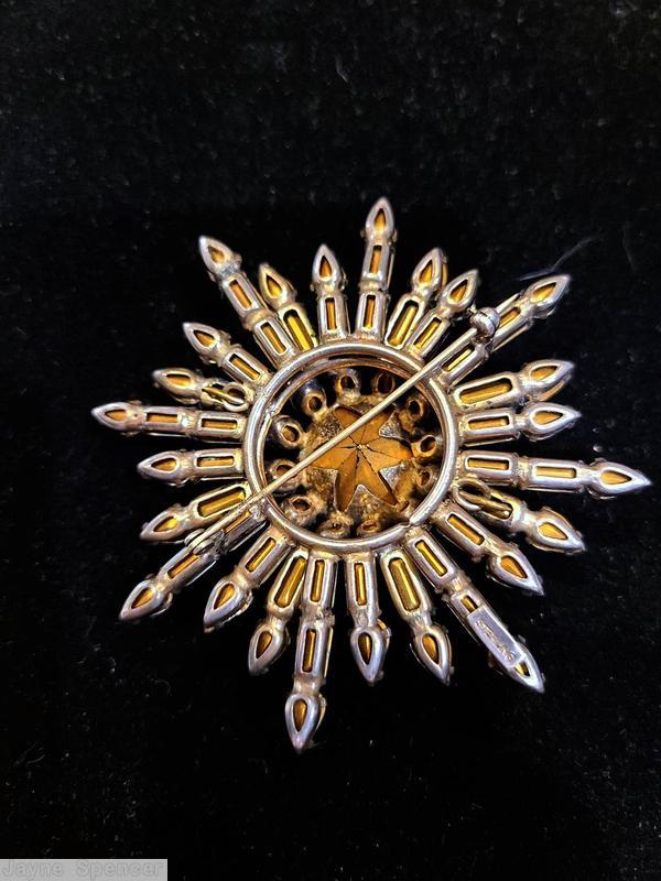 Schreiner varied length starburst pin 24 branch 2 level large chaton center crystal jewelry