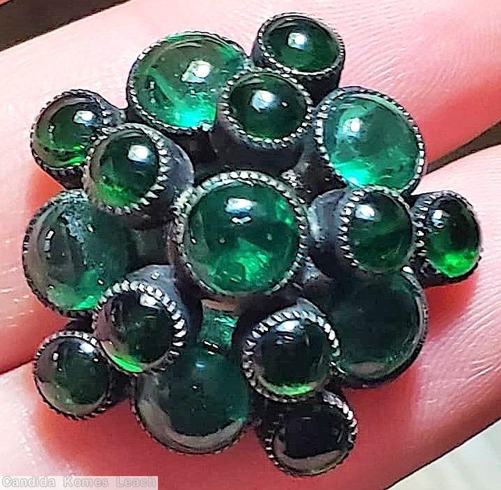 Schreiner star shaped domed radial 2 level button chaton center top level 5 chaton surrounding bottom level 5 large chaton 5 small chaton emerald open back jewelry