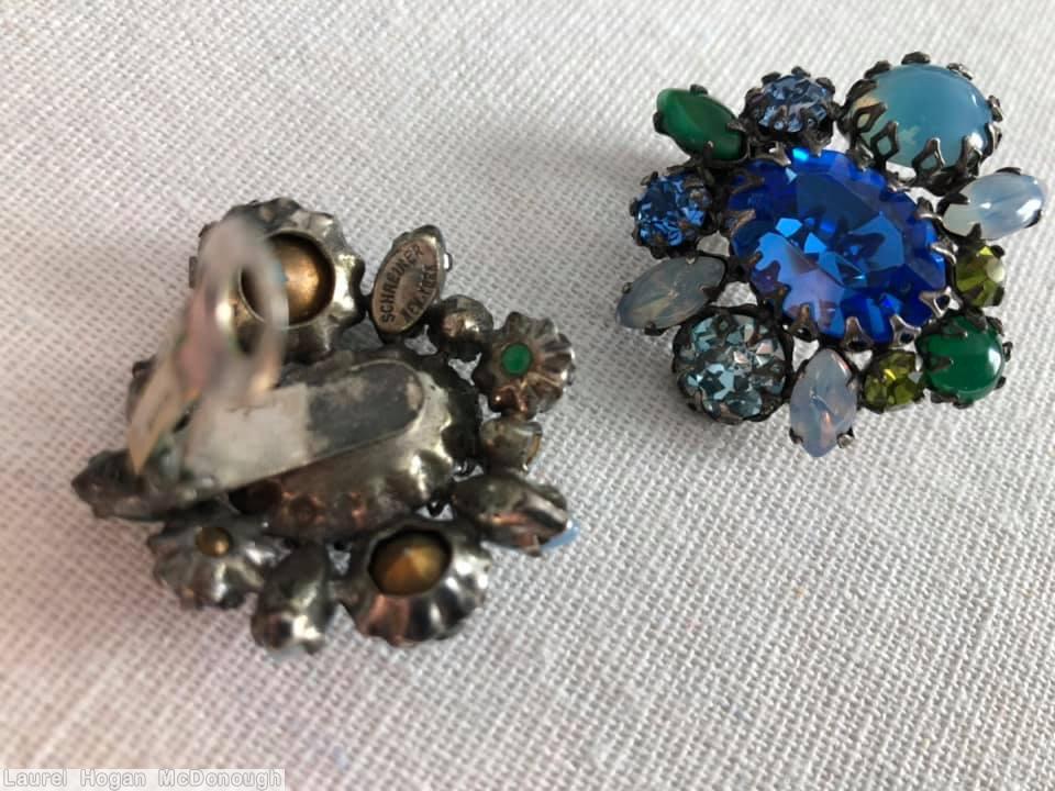 Schreiner large oval cab center earring 4 surrounding small oval stone 7 varied size chaton blue large oval faceted opal navette peridot green jewelry