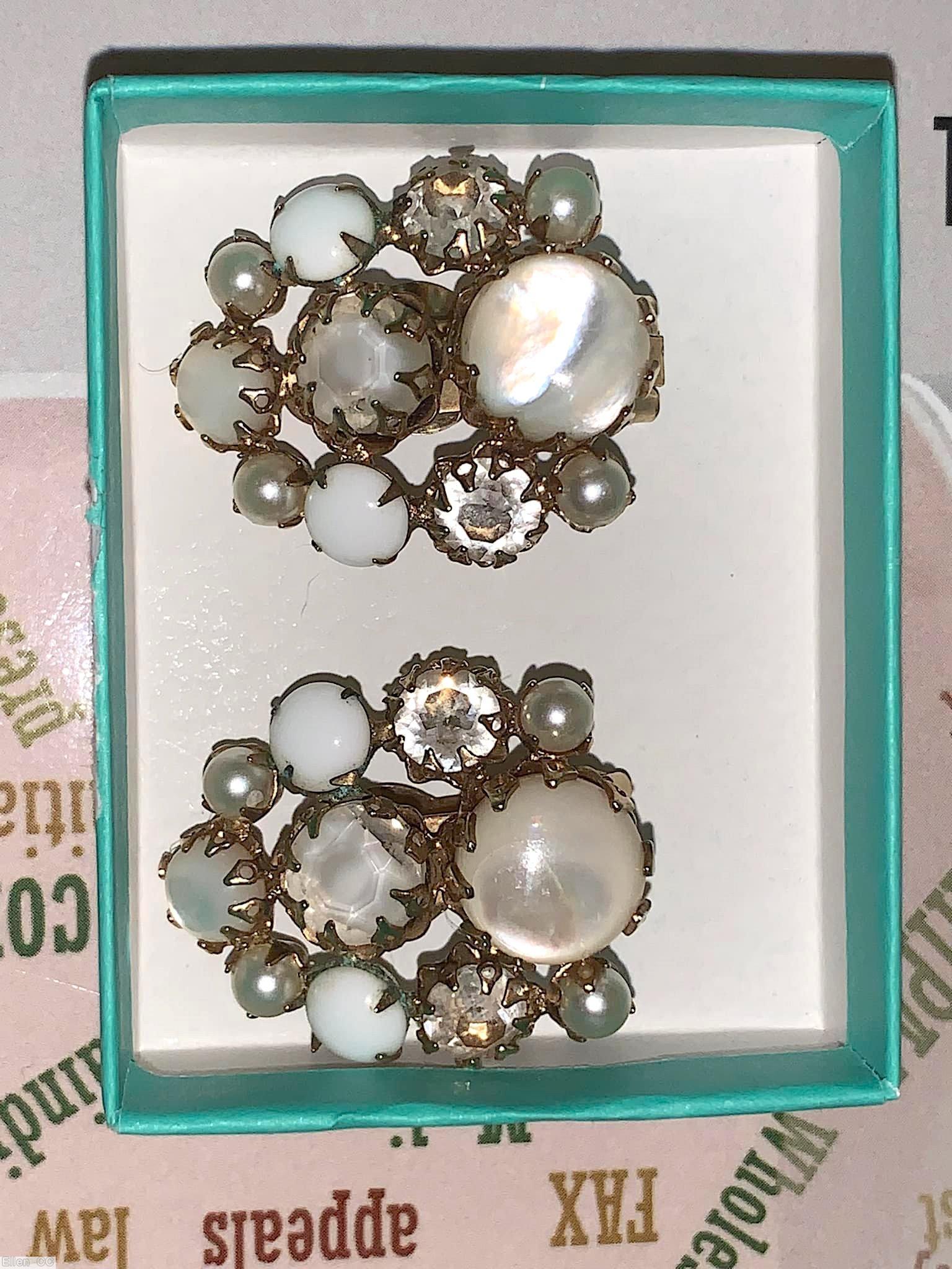 Schreiner shield shaped earring 2 center large chaton 9 surrounding varied size small chaton moonglow white chaton crystal small faux pearl jewelry