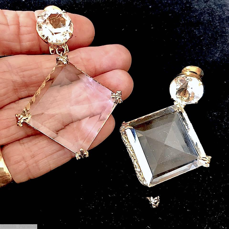 Schreiner top down dangling earring bottom large faceted square crystal twisted wire border top 1 faceted round stone crystal goldtone jewelry